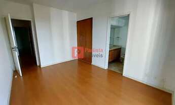 Imagem 4: **Apartamento para alugar em Condomínio Clube, 337 m² de área útil por R$ 12.000,00/mês