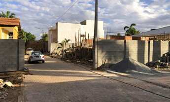 Imagem 3: Lotes de 200m na AV principal (condomínio fechado