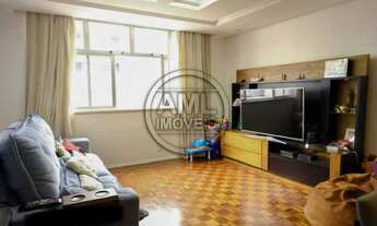 Imagem 2: 03 quartos sendo 01 suíte. 01 vaga na escritura. Tijuca. R 690.000,00