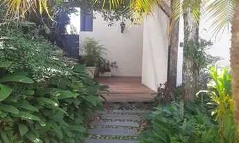 Imagem 2: QUER UMA CASA CLÁSSICA E BEM CONSTRUIDA?