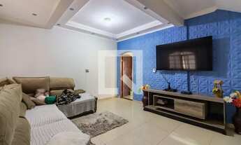 Imagem 4: Casa para Aluguel - Quitaúna, 3 Quartos, 300 m2