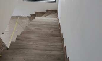 Imagem 2: Sobrado/Alto padrão/1suíte+2dorm/110m2/2vagas/6mFundos/Churrasqueira Bairro Iririú - Joinv