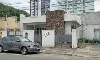 Imagem 2: Casa Comercial na Pelinca, Excelente Localização