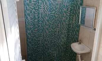 Imagem 2: Alugo Apto, Térreo, 2 Quartos, Sala, Cozinha Americana, Banheiro, Área de Serviço, Varanda