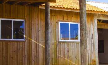 Imagem 2: Casa em Imbituba, localizada no bairro Alto Arroio