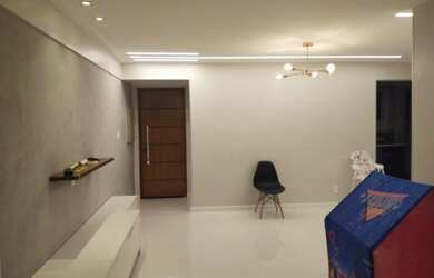 Imagem 2: Praias do México - Av. Rio de Janeiro - Sombra