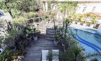 Imagem: Casa em localização privilegiada próxima