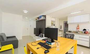 Imagem 3: CURITIBA - Apartamento Padrão - Mercês