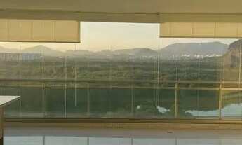 Imagem 4: Apartamento para aluguel possui 310 metros quadrados com 4 quartos