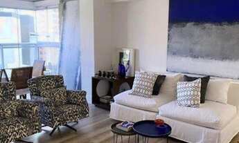 Imagem 2: Apartamento no badalado Home Design Pinheiros com 2 suítes, varanda e 2 vagas, pronto para