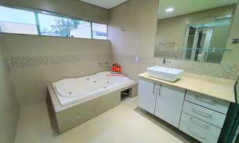 Imagem 3: Alphaville Manaus 1, Casa Duplex Mobiliada, 640m² Terreno, Atrás Orla da Ponta Negra