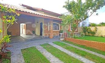 Imagem 4: CASA à venda com piscina e 3 quartos em Peruíbe, no bairro Nova Peruíbe