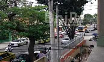 Imagem 3: BENFICA - Amplo apartamento com 3 quartos