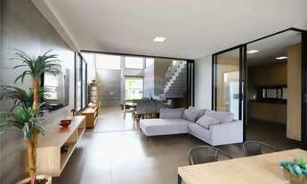 Imagem 5: Casa de condomínio para venda possui 346 metros quadrados com 4 quartos