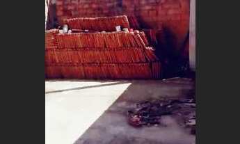 Imagem 4: VENDO CASA Casa com 3 dormitórios