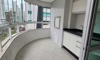 Imagem 3: Apartamento 2 dormitórios, centro de Balneário Camboriú, com garagem e churrasqueira