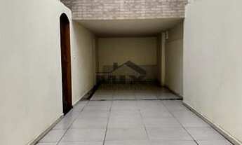 Imagem 3: Casa Assobradada, com armários planejados, 2 vagas de garagem, proximo a Mercedes, em Jar