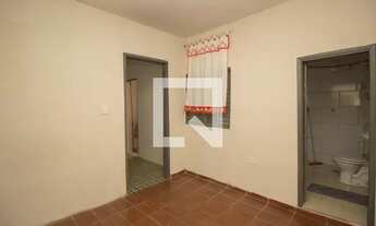 Imagem 3: Casa para Aluguel - Vila Serralheiron, 1 Quarto, 40 m2