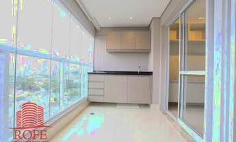 Imagem 4: Quadra de Tenis Piscina na Cobertura Studio top no Cosmopolitan High Garden