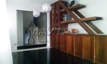 Imagem 4: Sobrado de 340m², 3 suítes, 5 banheiros, 4 vagas cobertas na região da Vila Mazzei