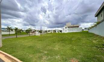 Imagem 4: Terreno em Condomínio Fechado em Mirassol: Viva com Conforto e Segurança no Terras Alphavi