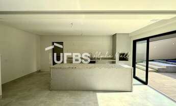 Imagem 5: Casa de condomínio sobrado para venda tem 224 metros quadrados com 3 quartos