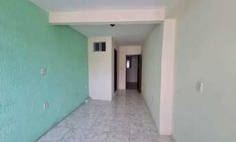 Imagem 3: Aluga-se Imóvel Amplo - 1º andar (frente de rua) Massaranduba, Salvador/BA