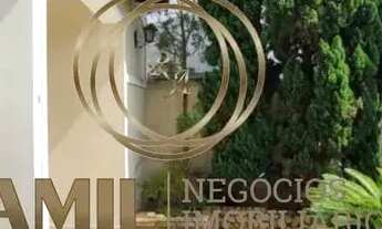 Imagem 2: Aluga de Casa de 343m², 4 quartos, 4 Banheiros, 6 vagas, Área Gourmet com Piscina, Jardim