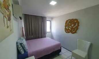 Imagem 3: Apartamento com vista para o mar em prédio com piscina e academia