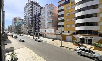 Imagem 2: Apartamento com 3 dormitórios/quartos mobiliado com box/vaga de empregada no Centro de Cap