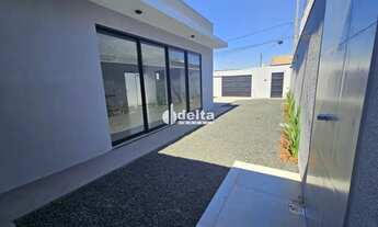 Imagem: Casa residencial com 2 quartos disponível