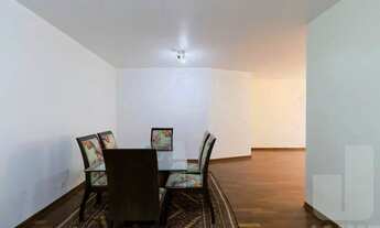 Imagem 6: Apartamento amplo em área nobre, 4 dormitórios sendo 2 suítes e 2 vagas - Higienópolis