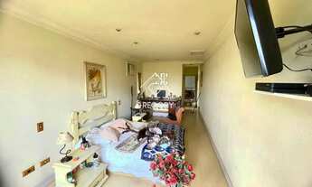 Imagem 3: Alphaville 3 - Maravilhosa casa retrofit para venda no Residencial Alphaville 3