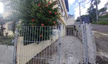 Imagem 3: Ampla Casa Residencial ou Comercial com 5 Quartos para Aluguel no Bairro Esplanada Juiz d