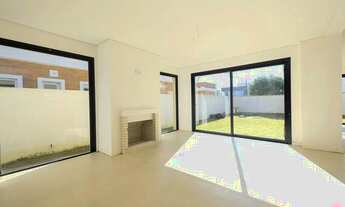 Imagem 2: Sobrado em condomínio de alto padrão para venda e aluguel no bairro Laranjal, Pelotas RS