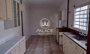 Imagem 7: Casa de rua - / Residencial / Vila Grego