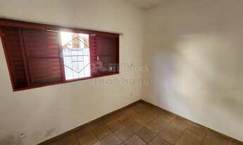 Imagem 4: Santos Dumont - Casa com 1 dormitório