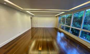 Imagem 2: Belíssimo apartamento em Ipanema reformado quadra da praia