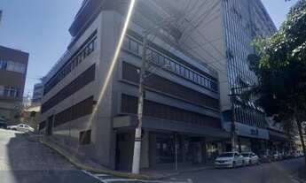 Imagem: Condomínio Edifício Miquerinos - loja