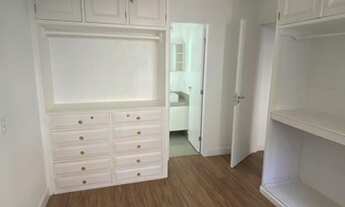 Imagem 4: Apartamento para aluguel e venda possui 60 metros quadrados com 1 quarto, próximo ao comér