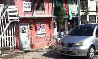 Imagem: Casa com 2 kit-nets na Tv. Djalma Dutra