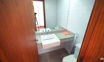 Imagem 5: Apartamento para venda na quadra da praia do Leblon - Rio de Janeiro - RJ