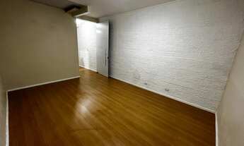 Imagem 3: Casa para locação aluguel Quarto, Sala, Banheiro e Cozinha planejada. Quintal individual