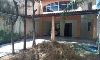 Imagem 2: Casa com 5 dormitórios à venda, 198 m² por R$ 850.000,00 - Lago Jacarey - Fortaleza/CE