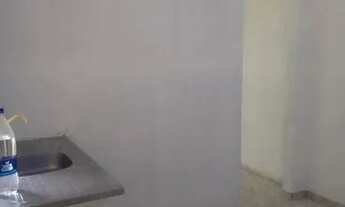 Imagem 3: ALUGA-SE CASA Casa com 1 dormitório