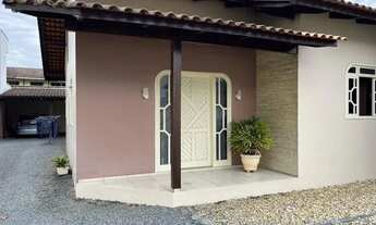 Imagem 2: Casa para Venda em Guaramirim, Amizade, 3 dormitórios, 1 suíte, 1 banheiro, 2 vagas