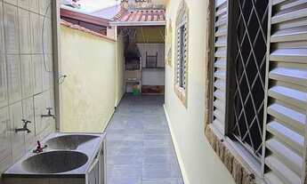 Imagem 2: Casa com 3 dormitórios para alugar, 100 m² por R$ 1.500/mês - Costa Rios - Pouso Alegre/MG