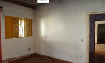 Imagem 6: Casa para venda possui 200 metros quadrados com 3 quartos em Taguatinga Sul - Brasília - D