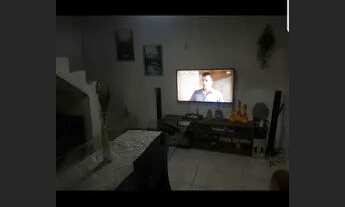 Imagem 2: Vendo essa casa de dois andares