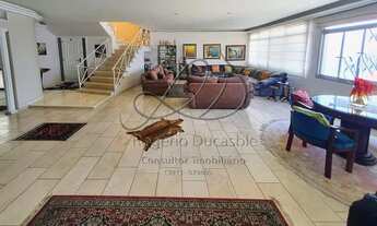 Imagem 5: Avenida Atlântica frente mar Cobertura para venda possui 442 m² com 4 suítes